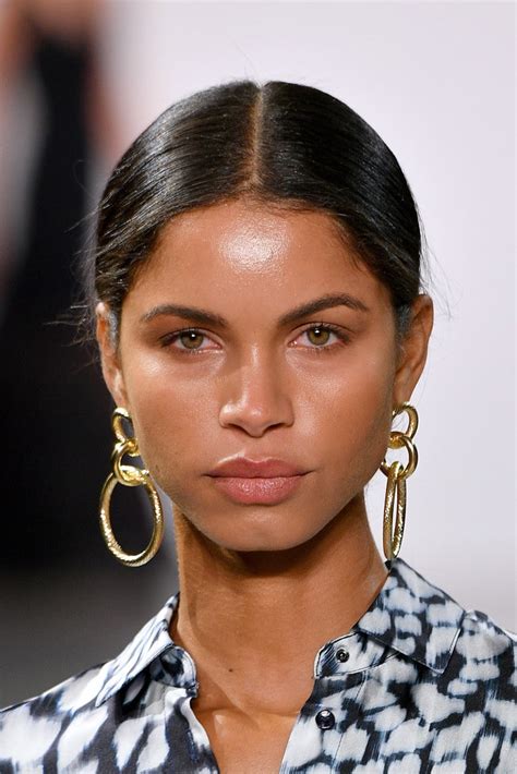 Financial Status: Daiane Sodre's Wealth and Money Situation