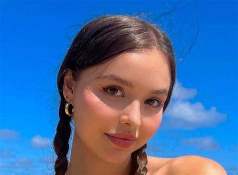 Financial Status of Sophie Mudd