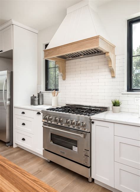 Finding the Perfect Fit and Style for Your Kitchen Stove