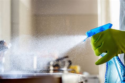 From Disinfecting to Dusting: The Many Applications of Cleaning Wipes