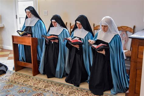 From Material Choices to Proper Fit: Exploring Options for Attire in Religious Settings