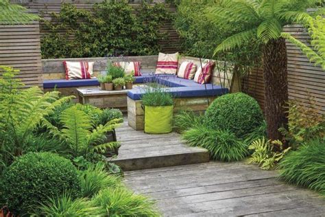 Gardening Tips: Creating a Colorful Oasis in Your Backyard