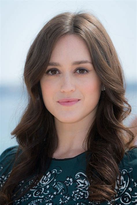 Get Insight Into Heather Lind: Years Lived, Vertical Measurement, Bodily Shape, and Financial Valuation