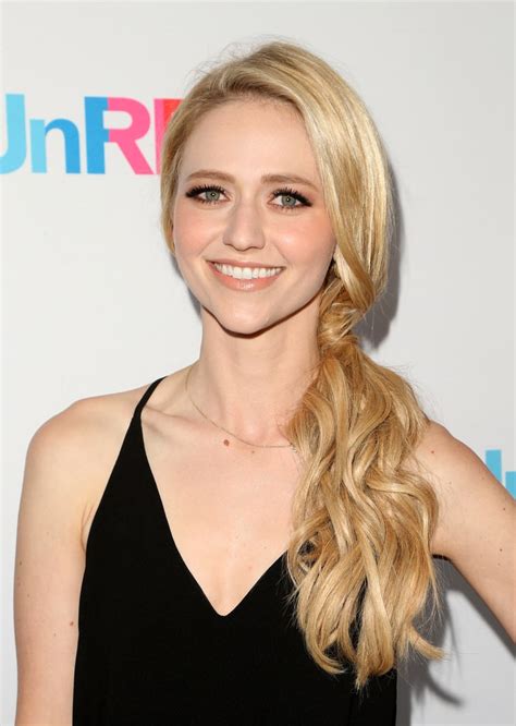 Get to Know All About Johanna Braddy