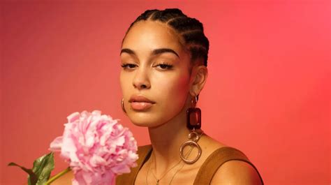 Get to Know Isis Monroe: An Up-and-Coming Talent