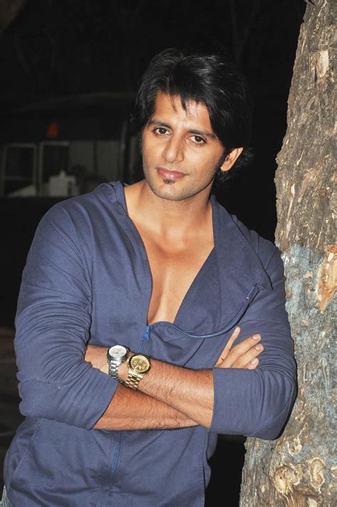 Get to know Karanvir Bohra's background