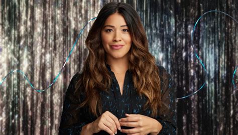 Gina Rodriguez Biography: Early Life and Career