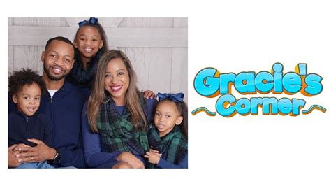 Gracie Blue's Early Life and Family Background