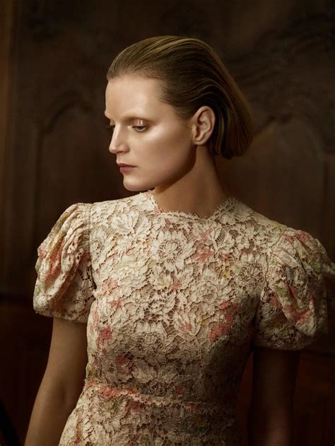 Guinevere Van Seenus' Unique Beauty