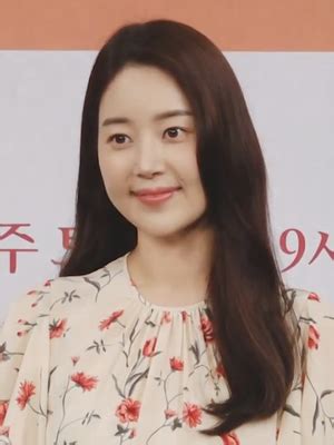 Han Ji Hye Biography