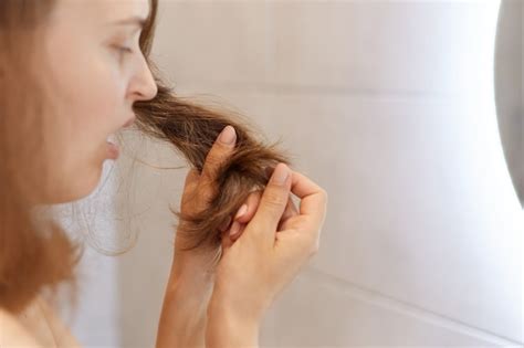 Handling Common Concerns: Tackling Split Ends and Frizz