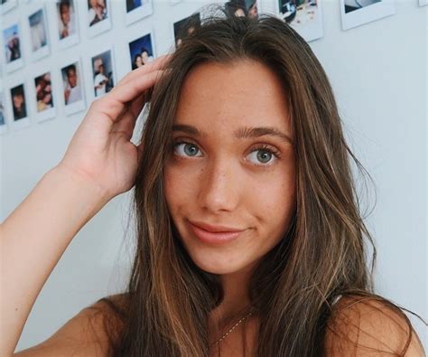 Hannah Meloche's Early Life and Background