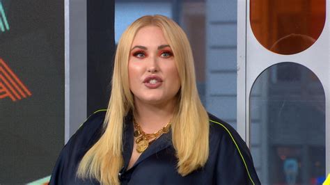 Hayley Hasselhoff's Impact on Body Positivity