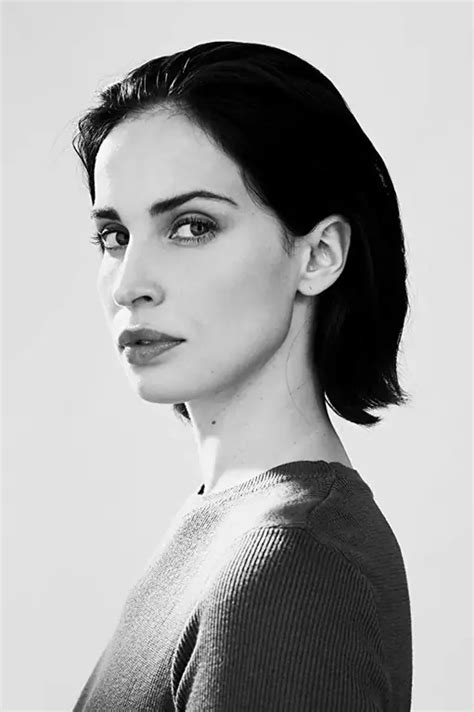 Heida Reed's Personal Life