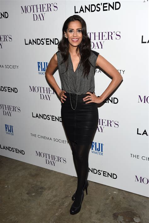 How Tall is Sheetal Sheth?