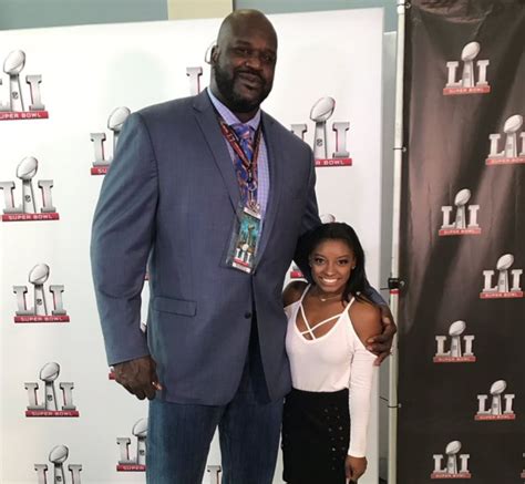 How Tall is Tia Simone? Height Unveiled