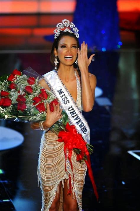 How Zuleyka Rivera Achieved the Title of Miss Universe