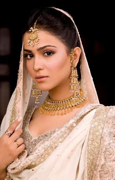 Humaima Malick's Workout Routine and Diet