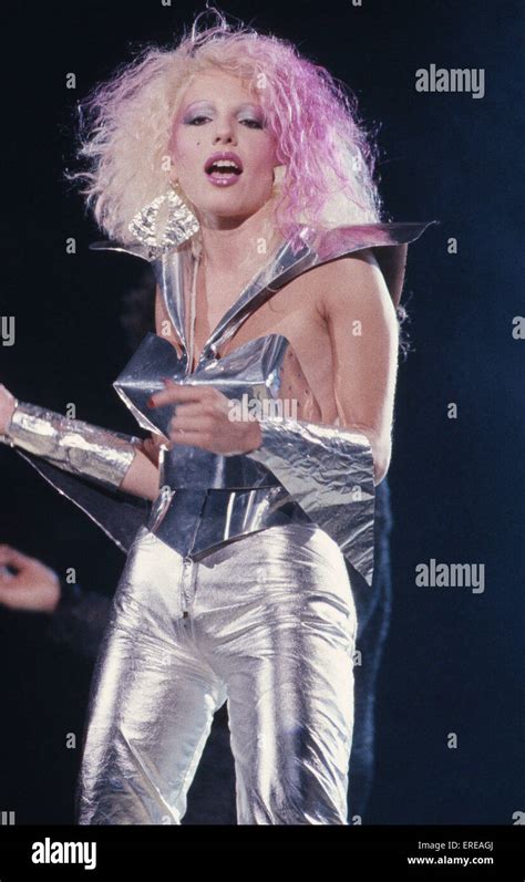 Influence of Dale Bozzio on the Music Industry