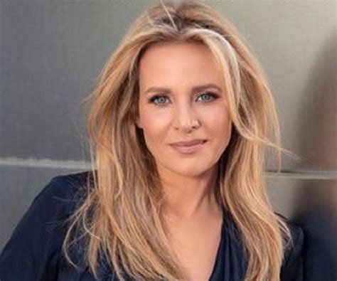 Insight into Jessalyn Gilsig's Personal Life and Family