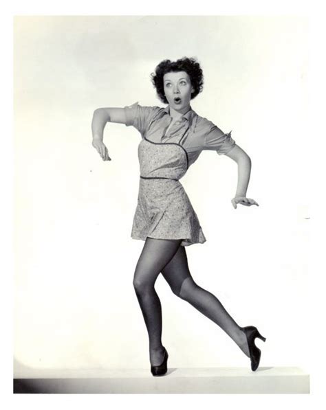 Insight into Penny Singleton's Physical Appearance and Body Structure