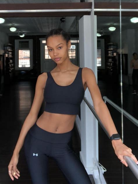 Insight into Taelor Thein's workout regimen