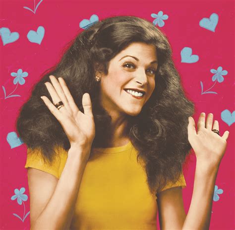 Insights into Gilda Radner's Personal Life and Romantic Entanglements