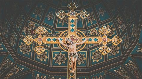 Integration and Healing: Exploring the Significance of Experiencing a Crucifixion in Dreams