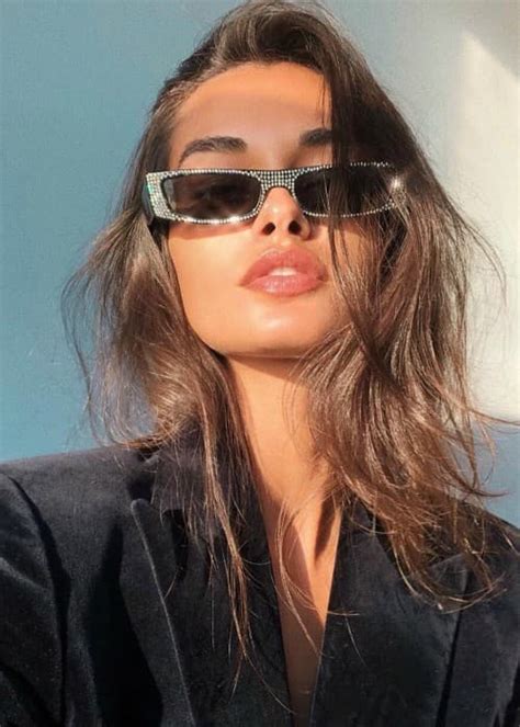 Interesting Facts About Gizele Oliveira