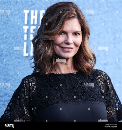 Introducing Jeanne Tripplehorn