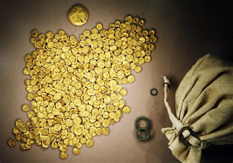 Investigating the Aftermath: Tracking Stolen Gold and Its Fate