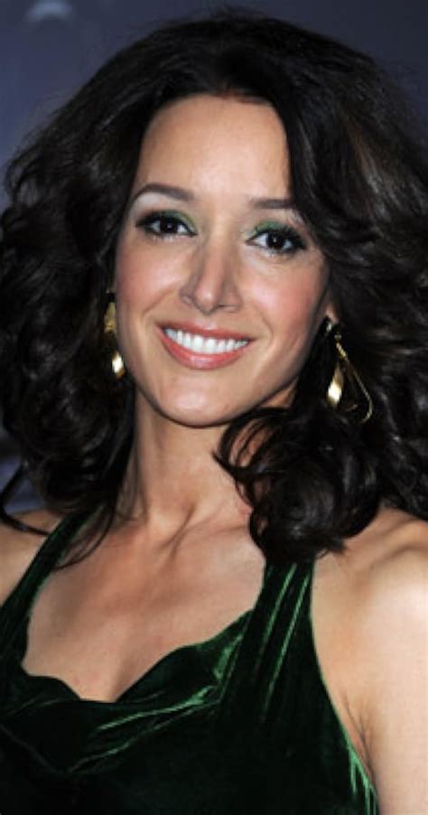 Jennifer Beals Biography Revealed