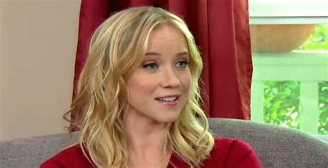 Jessy Schram's Early Life and Career Beginnings