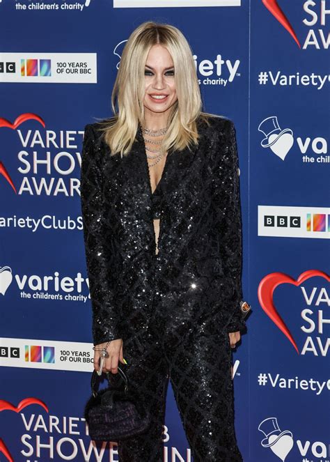 Kimberly Wyatt's Style and Fashion Choices