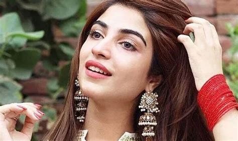 Kinza Khan: A Rising Star in the Industry