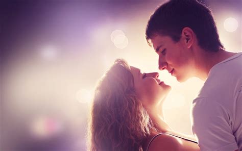 Kissing Dreams: Innocence or Desire?