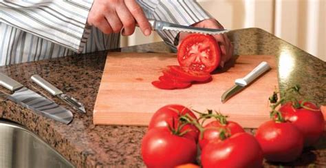 Knife Skills 101: Pro Tips for Tomato Slicing