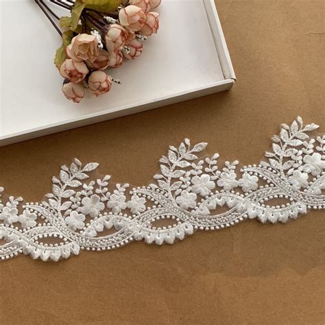 Lace Dreams Come True: Discovering Exquisite Ivory Lace Finds