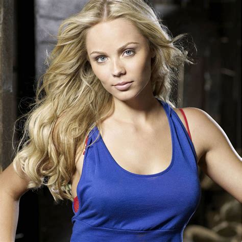 Laura Vandervoort Bio: Age, Height, Net Worth