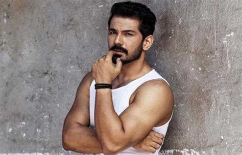 Learn About Abhinav Shukla's Figure and Height