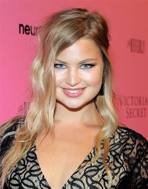 Learn About Jennifer Akerman's Personal Life