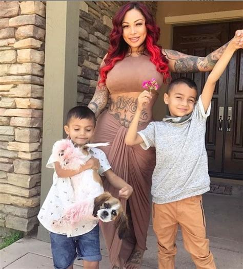 Learn about Brittanya Razavi's Physical Appearance