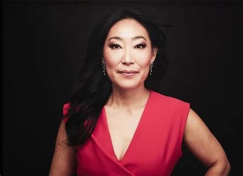 Life Story of Gloria Kim: Physical Attributes and Financial Status