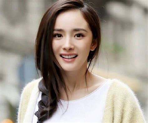 Life Story of Yang Mi