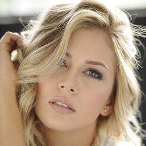 Lina Posada's Net Worth and Investments