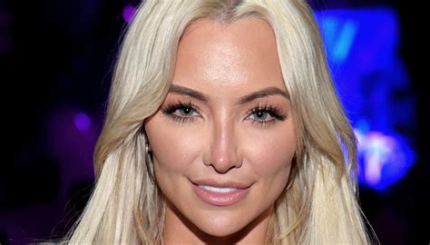 Lindsey Pelas: Impact on Social Media