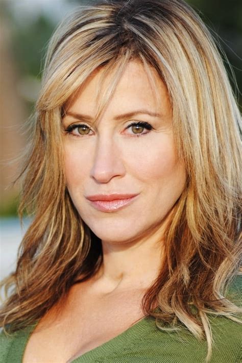 Lisa Ann Walter's Age and Background