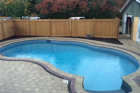 Maintenance Tips: How to Preserve the Pristine Condition of an Aged Swimming Pool