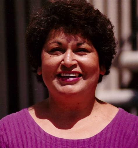 Marilou Morales: Early Life and Career