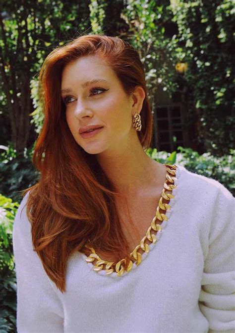 Marina Ruy Barbosa's Age and Background